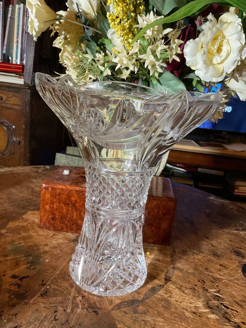 Vintage Shannon Designs of Ireland 24 Lead Crystal Vase Made in