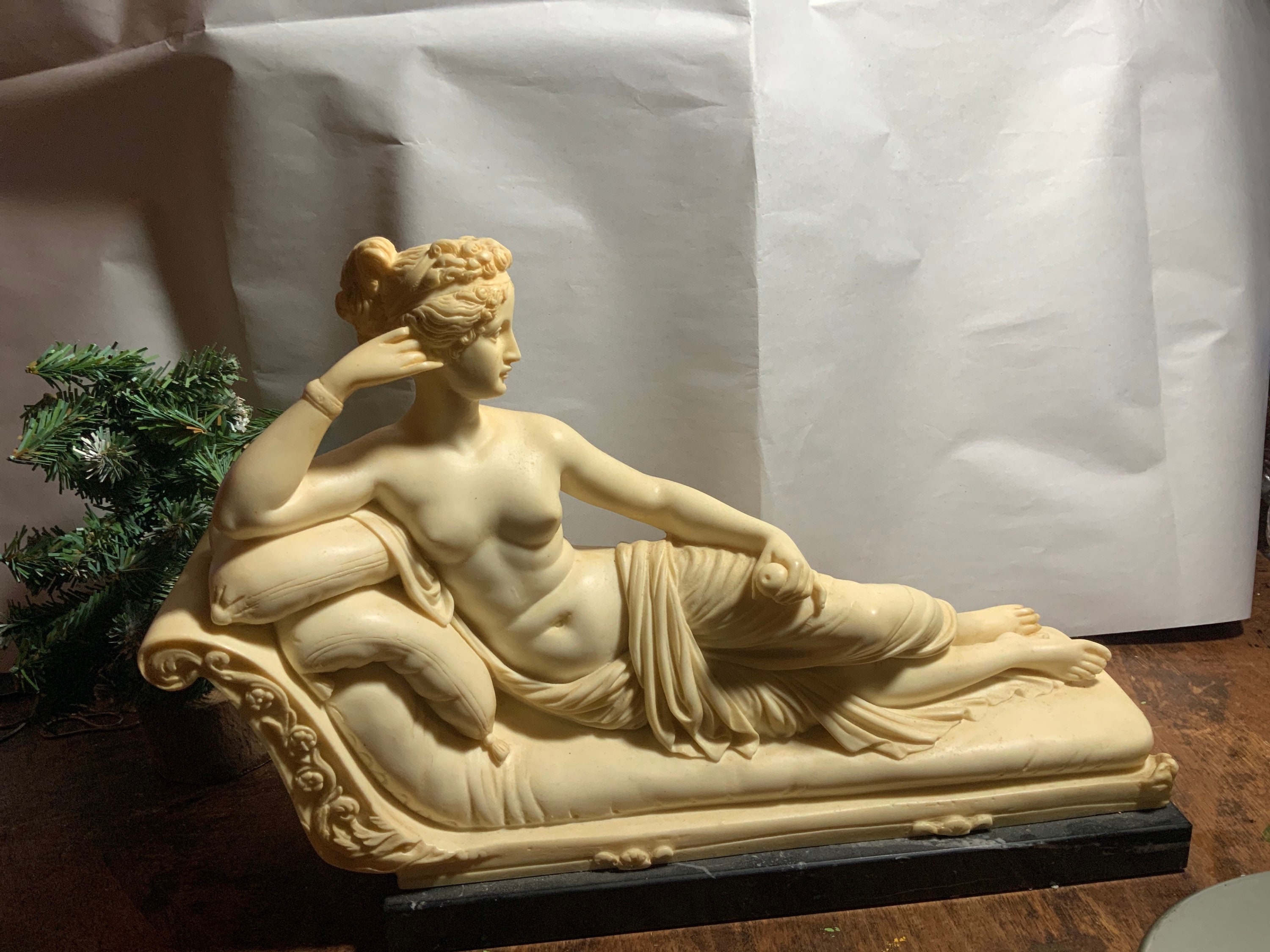 Vintage G. Ruggeri Venus Nude Sculpture Statue Figurine of