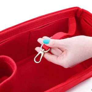 Add a Removable Zipper Top Closure to the Handbag Organizer 