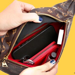 Filz-Organizer-Einsatz für Bauchtaschen mit Reißverschlusstasche und individuellen Farboptionen