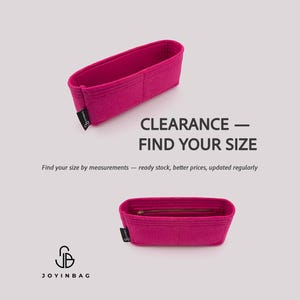 Op de afbeelding: Een handtas-organizer van felroze vilt met meerdere binnenvakken en een klein ritsvak. De organizer is voorzien van een zwart stoffen label met de tekst JOYINBAG. De afbeelding bevat de tekst CLEARANCE — FIND YOUR SIZE.