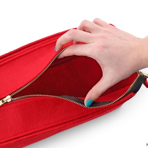 Add a Removable Zipper Top Closure to The Handbag Organizer