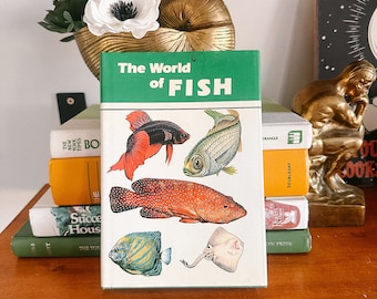 Vintage 1970s World of Fish Reference Book