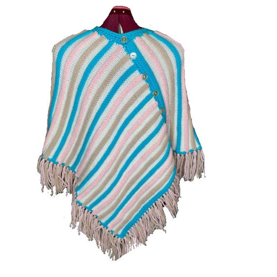 Vintage 70s Handmade Fringed Poncho/Hand Knit Cab… - image 9