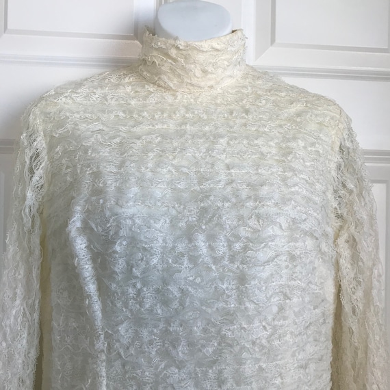 Vintage-Inspired Collar White Flowing Blouse