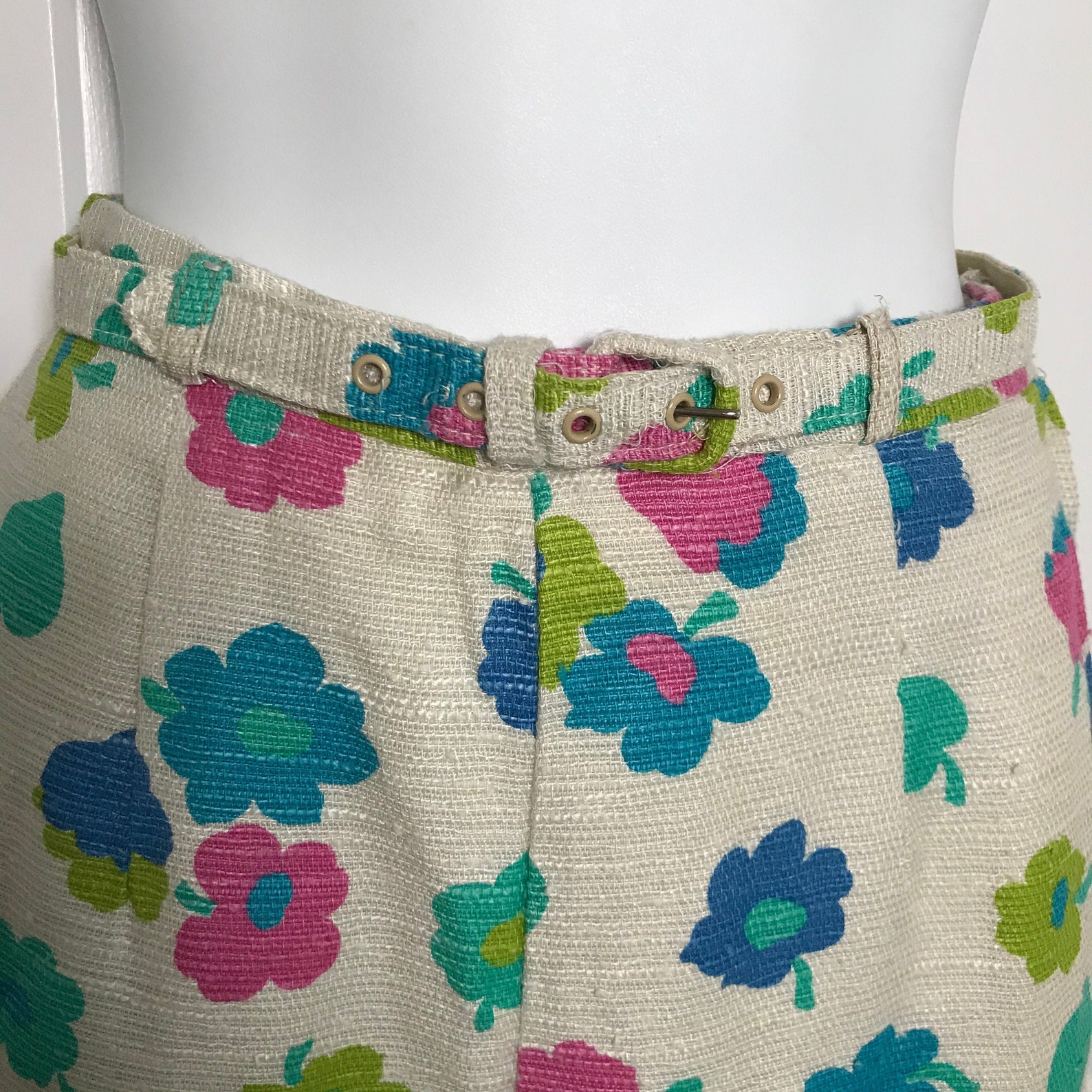 1960s Vintage Floral Bermuda Shorts Etsy