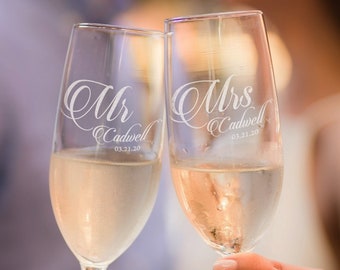 Personalized Mr and Mrs Champagne Flutes | His and Hers Etched Toasting Glasses | Set of 2 Custom Wedding Glasses, Design: HH7