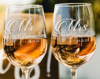 Personalized Mr & Mrs Wine Glasses | His and Hers Etched Toasting Glasses |  Set of 2 Custom Wedding Glasses, Design: HH7