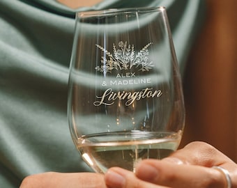 Personalized Floral Wine Glasses - Etched Engagement Gifts, Custom Wedding Gifts, Minimalist Wine Glass, Floral Design, Design: L8