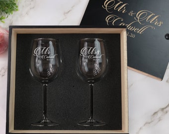 Stemmed Wine Glasses Gift Set - Personalized Mr & Mrs Glass Set, Engraved Gift Box, Bride and Groom Glasses, Wedding Gift Box, Design: HH7