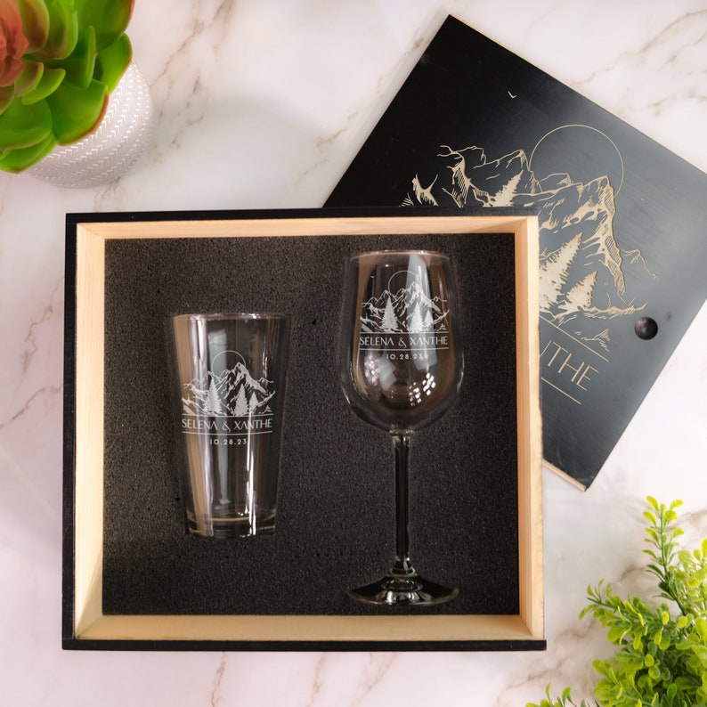 MrandMrsAZ Beer and Wine Set - Thumbnail 4