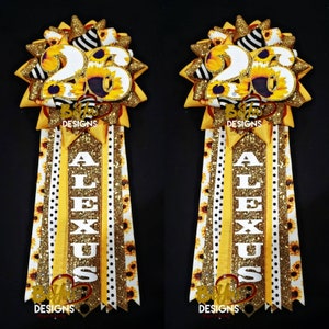 Custom Birthday Pins & Corsage, Birthday Pin, Birthday Party, mum,  custom pin, graduation, tshirt, birthday, party celebrate