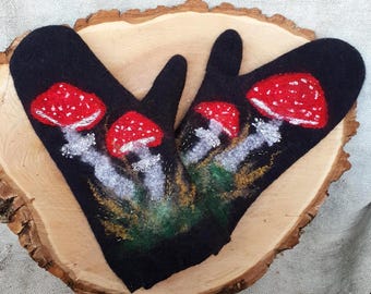 Felted Merino Wool Mittens Black Winter Gloves Red Mushroom Print Botanical Warm Accessory Apparel