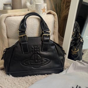 バッグ 90s Vivienne Westwood shoulder bag y2k Vivienne Westwood Shoulder Bag Y2k - Etsy