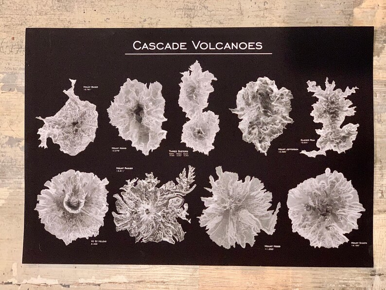 Impression d'art de carte topographique de la chaîne de montagnes Cascade | Art volcanique du nord-ouest du Pacifique, Cadeaux PNW image 5
