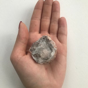 Geode half, clear quartz geode, broken geode, collectible geode, collectible crystal, big clear quartz, spiritual gift, crystal collector