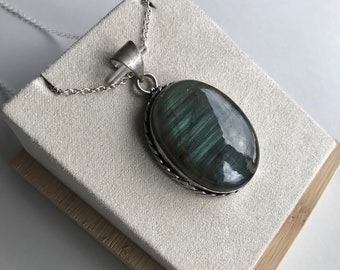 Sterling silver plated labradorite necklace, 925 labradorite pendant, flashy labradorite necklace, labradorite pendant, spiritual jewellery