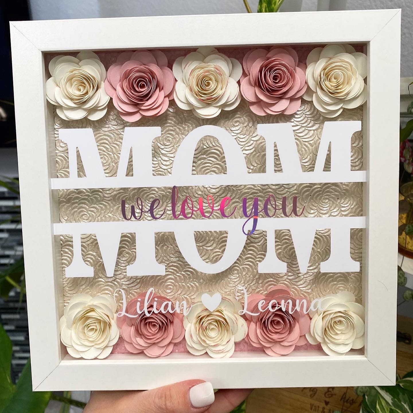 Personalized MOM Flower Shadow Box/Mothers Day Flower Box/ | Etsy