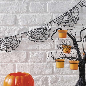 CROCHET PATTERN Halloween Bunting/Cobweb Pattern/Instant PDF Download/Halloween Decor Diy, Crochet Pattern Halloween Cobweb image 1