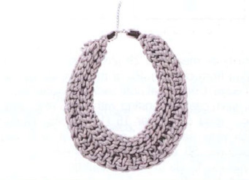 Crochet Necklace PATTERN Beginner Easy Women/Super Bulky Yarn Vintage Knit Pattern/Instant PDF Download/Womens Chunky Necklace Beginner image 3