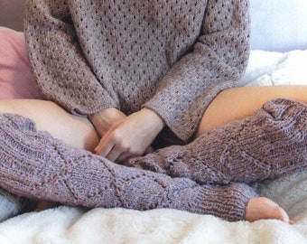 Legwarmers KNITTING PATTERN  - Instant PDF Download - Vintage Pattern - Diamond Lace Handknit Legwarmers Pattern