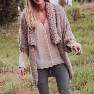 KNITTING PATTERN ⨯ Easy Chunky Knit Coat Pattern, Jacket Cardigan Knitting Pattern ⨯ Easy Jumper, Beginner Sweater Knit Pattern