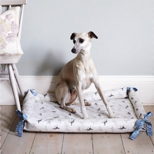 Dog Pet Bed SEWING PATTERN Easy/Cat Bed How To Tutorial/Instant PDF Download/Dog Cat Bed Beginner Sewing Pattern