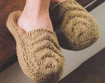 KNITTING PATTERN Slipper Pattern/Cable Clog Slipper Socks Chunky Yarn/Instant Download/Gift Idea/Vintage Knit Diy