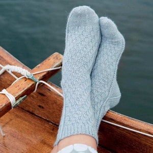 KNITTING PATTERN Easy Beginner Socks Two Straight Needles Only Fingering Yarn Sizes S, M- Instant PDF Download - Vintage Knit Socks Pattern