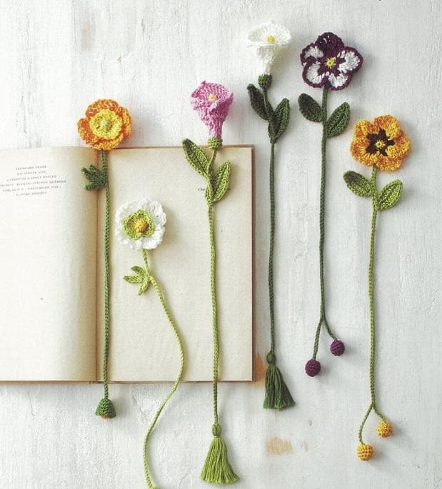 30 Flower Bookmark Crochet Patterns to Add a Handmade Touch to Reading Time 32 Japanese Flower Bookmark Crochet E-Book Pattern
