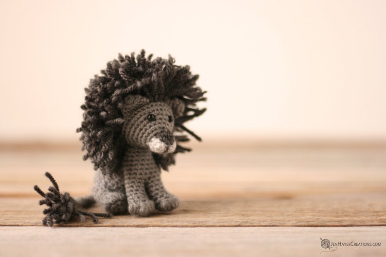 Crochet Kindly Lion and Mouse Pattern Crochet Lion Pattern Crochet Lion PDF Amigurumi Lion Pattern Small Crochet Mouse Pattern image 3
