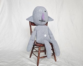 Gleggory - Handgemachter 47,5 cm langer grauer Goblin-Plüsch