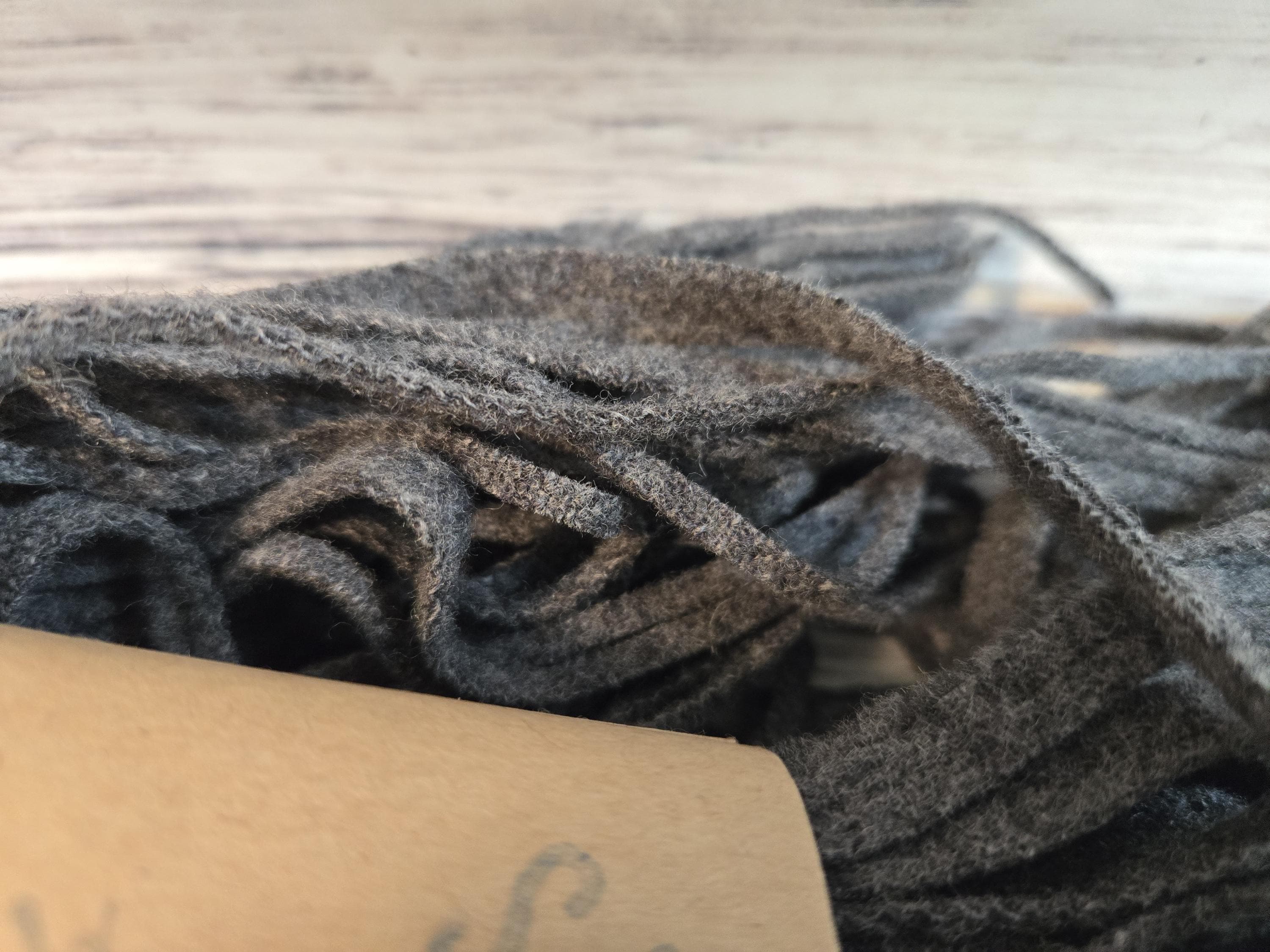 Charcoal Heather #4 Wool Strips for Rug Hooking, 100 Mill Dyed Dorr ...