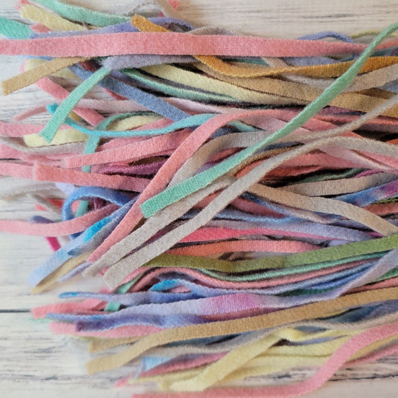 Pastel Wool Strips for Rug Hooking, Mixed Bag of 6 100 Wool Strips for Rug Hooking image 7