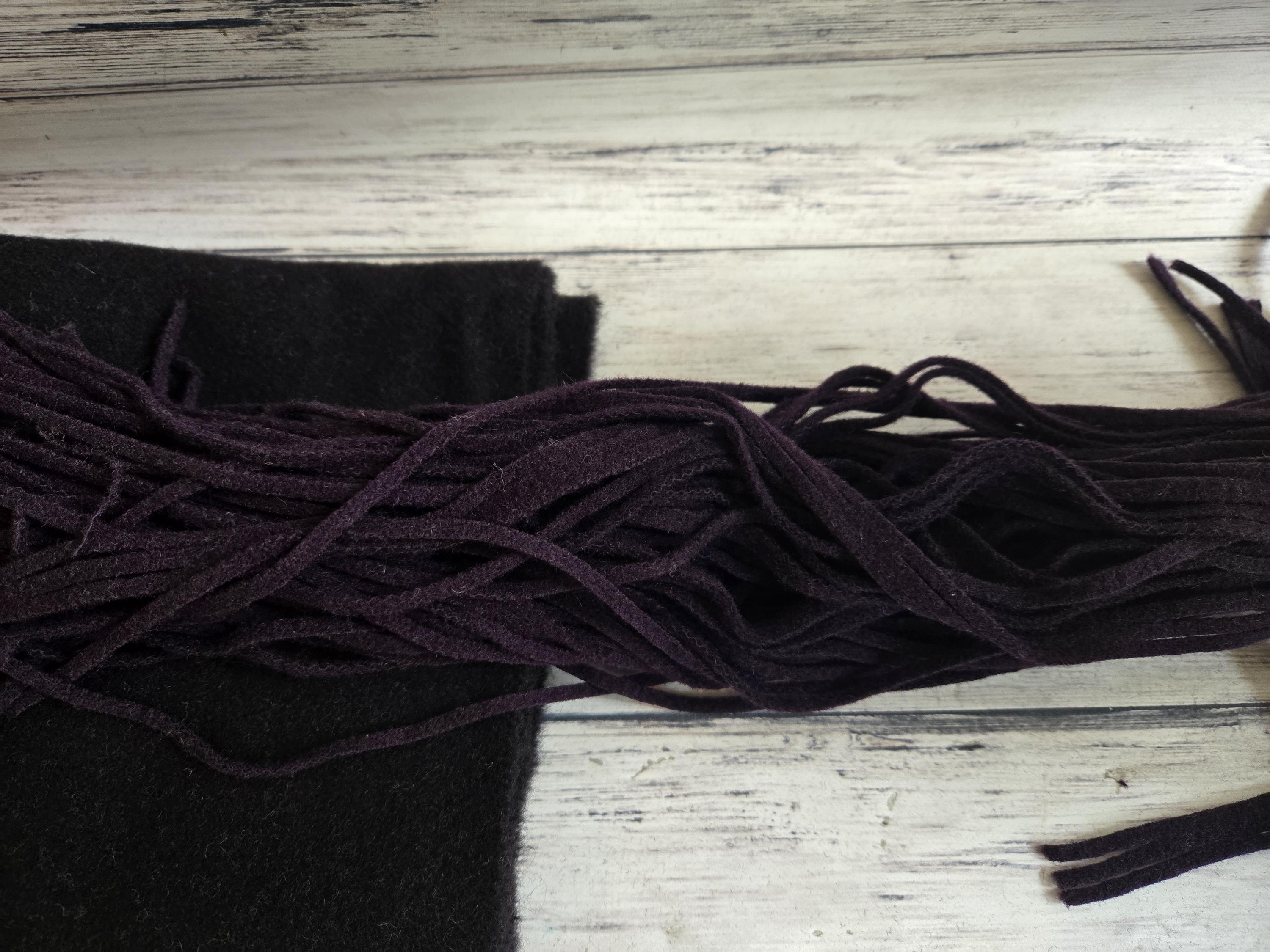 Dark Auburgine Wool Strips for Rug Hooking, 100 #4, #6 or #8 Mill Dyed ...