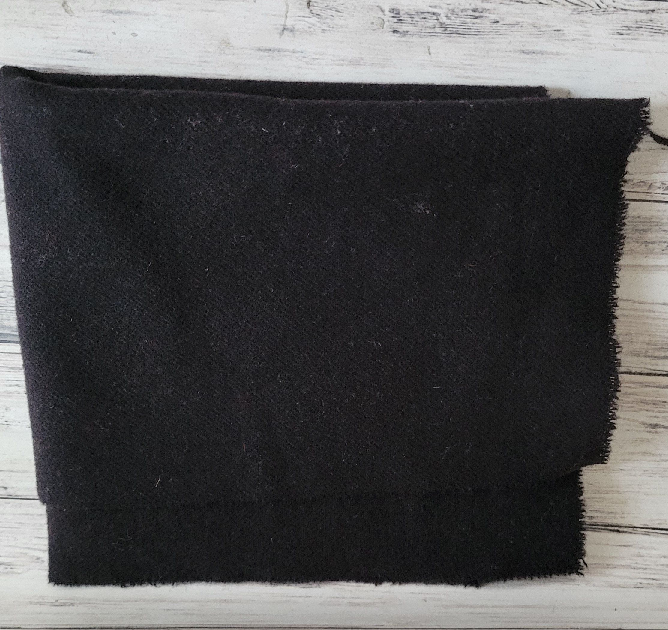 Black Mill Dyed Rug Hooking Strips, 100 #4, #6 or #8 Washed Dorr Mill ...