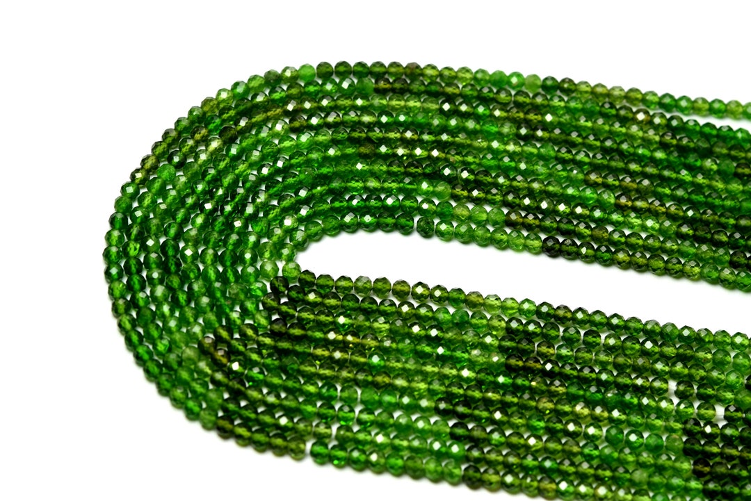 12.50 Inches Strand, Super Quality, Natural Chrome Diopside Shaded