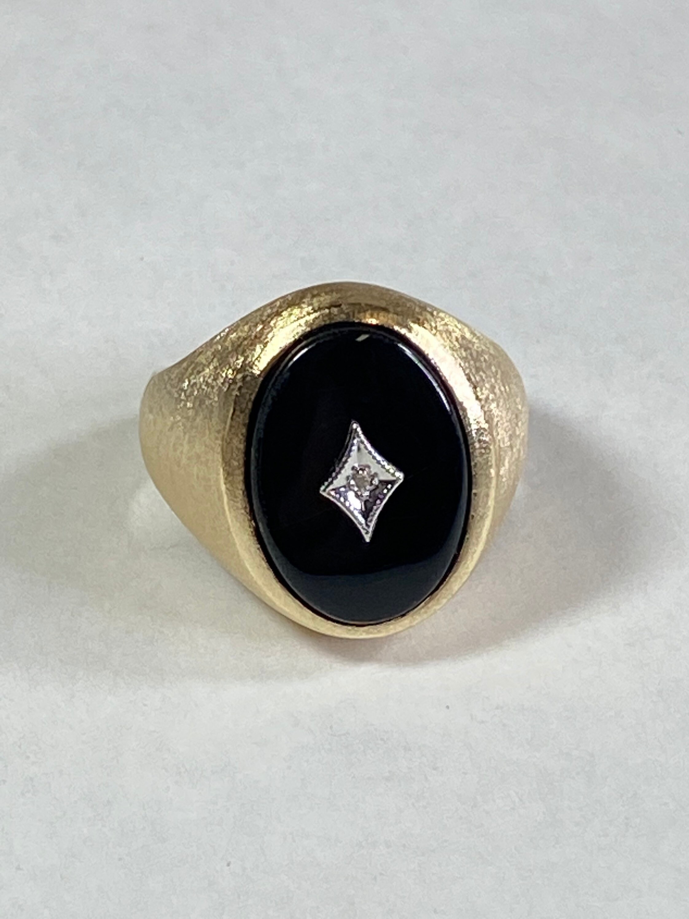 Vintage Yellow Gold Onyx Ring With Diamond 14k Gold Black Onyx Etsy