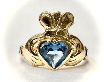 Vintage 14k Gold Irish Claddagh Wedding Band Blue Topaz Heart Shaped Claddagh ring Size 6