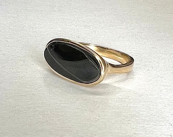 14k Yellow Gold Oval Ring Vintage Black Onyx Carved Onyx Statement Ring Size 8