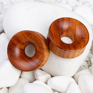 Apricot Wood Ear Tunnels, Organic Wood Plugs, Handcrafted Gauges, Stretcher Jewelry, Hypoallergenic Earrings 16mm 18mm 19mm 20mm 25mm 28mm