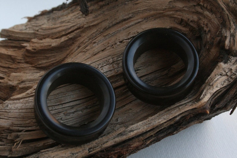 Black ear tunnels Classic ebony ear gauges 4g 2 g 1g 0g 00g Etsy