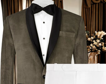 Men's Velvet Tuxedo Suit: Handcrafted Formal Elegance
