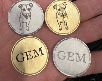 Imagen grabada con láser en un marcador de pelota de GolfLifeMetals / Latón / 1,25” de diámetro, pesado / Hecho a medida / ENVÍO GRATIS - ¡Como quieras!