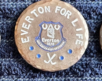 Marqueur de balle de golf personnalisé Everton FC | Fabriqué à la main | N'importe quel modèle | 1,25 po. diam. 1/8 po. d'épaisseur Cuivre | Cadeau de golf | LIVRAISON GRATUITE | Faites-le