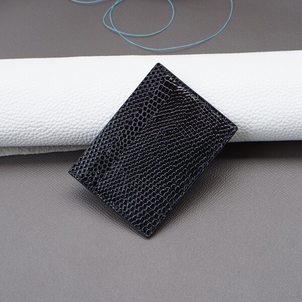Classic Lizard Leather Card Holder