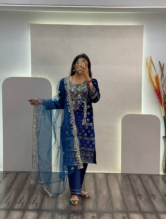Beautiful pakistani dresses shop shalwar kameez