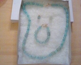 Mint Green Quartzite Stone 3 Piece Necklace set. Spring into Spring in this bright translucent set.