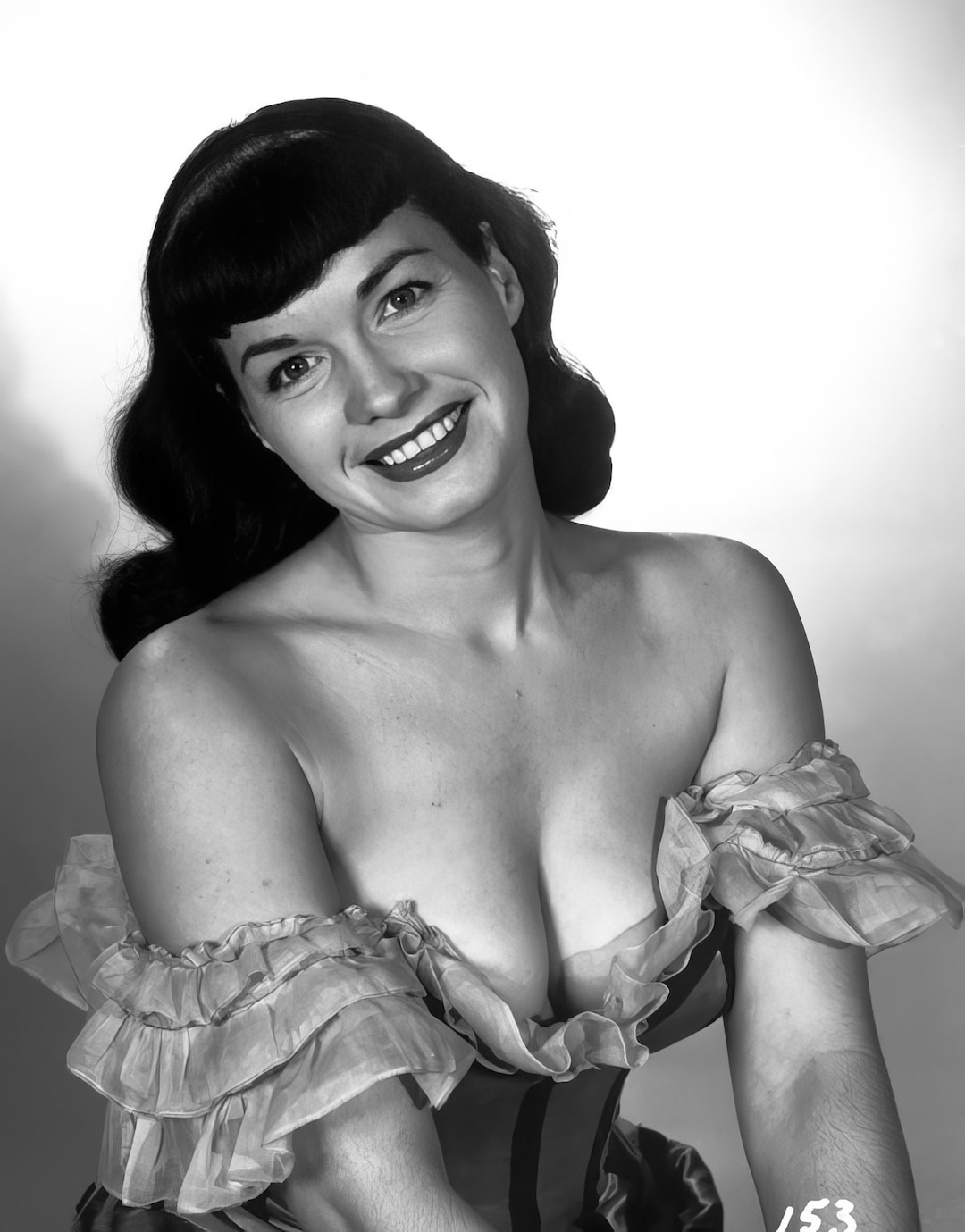 HS_16 Bettie Page Portrait Etsy
