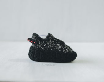 Baby Sneakers - Crochet Baby Shoes - Crochet Booties - Baby Shower Gift